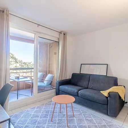 T2, Swimming Pool, Tennis Mc *